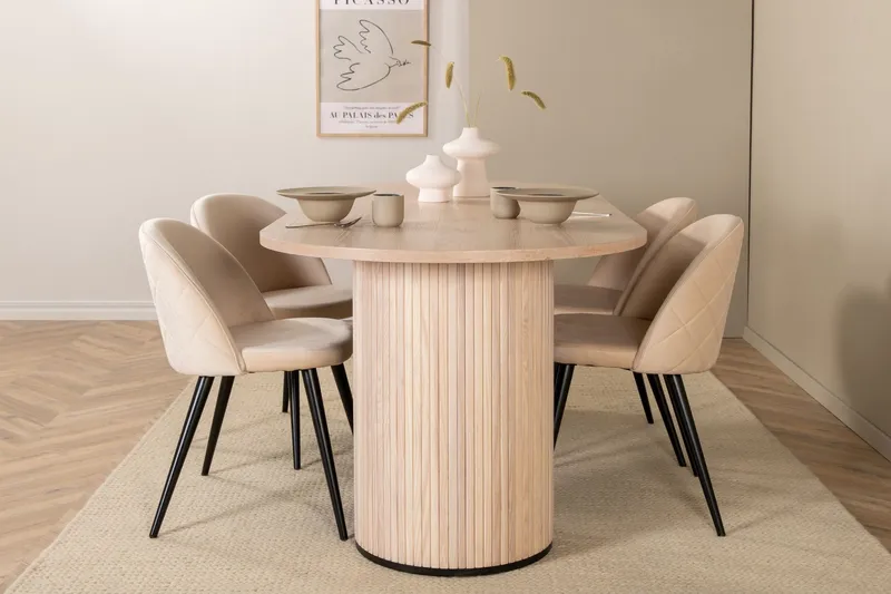 Bianca Matgrupp 200 cm Oval med 4 Velvet stolar - Beige (Art.nr 3059113) — Venture Home