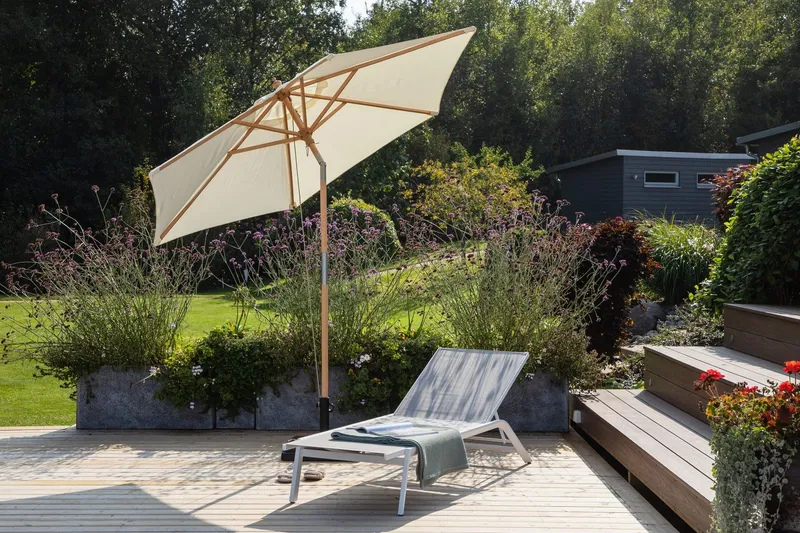 Corypho Parasoll 250 cm - Vit — Venture Home