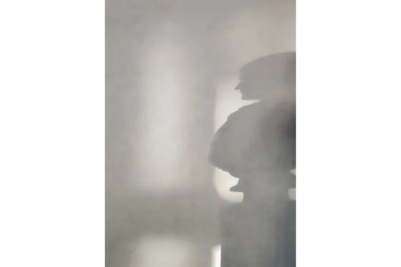Poster Human shadow 50x70 cm - Vit/Grå — Venture Home