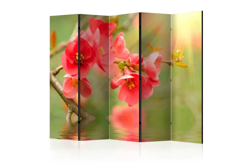 Rumsavdelare - Azalea reflected in the water II 225x172 - Artgeist sp. z o. o. — Artgeist sp. z o. o.