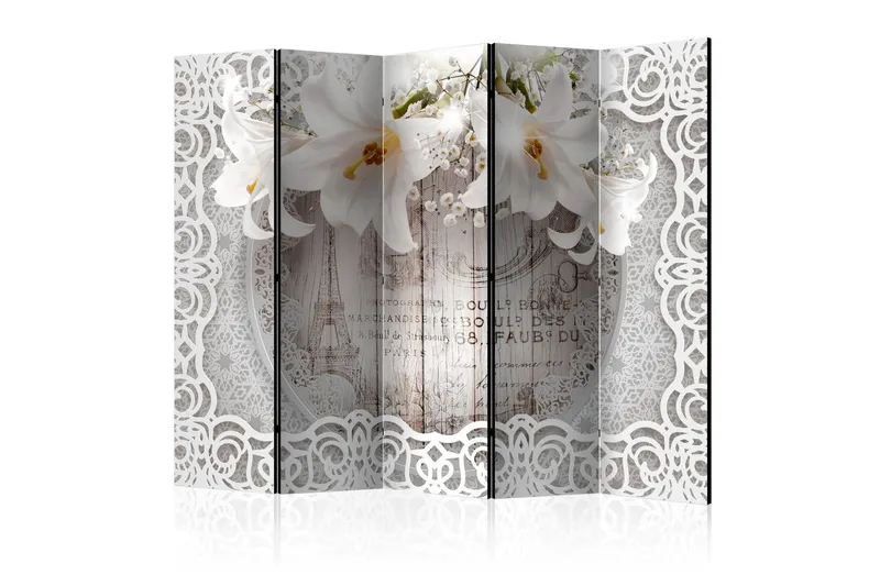 Rumsavdelare Lilies and Quilted Background II 225x172 cm - Artgeist sp. z o. o. — Artgeist sp. z o. o.