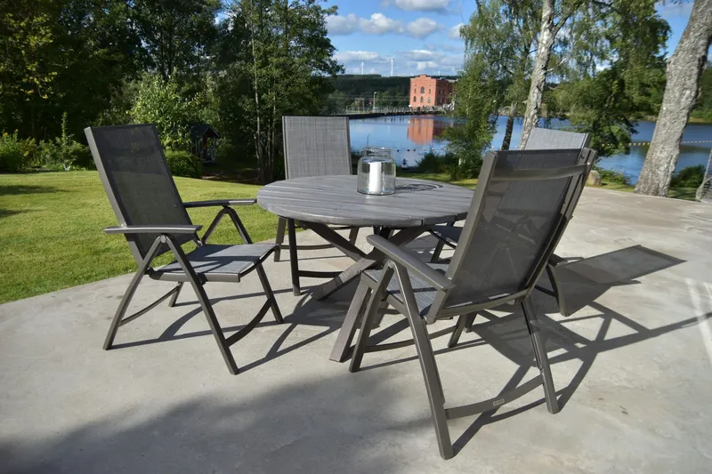 Scottsdale Matgrupp Utomhus Rund 112 cm + 4 Solanum Utestolar - Grå — Lifestyle Garden