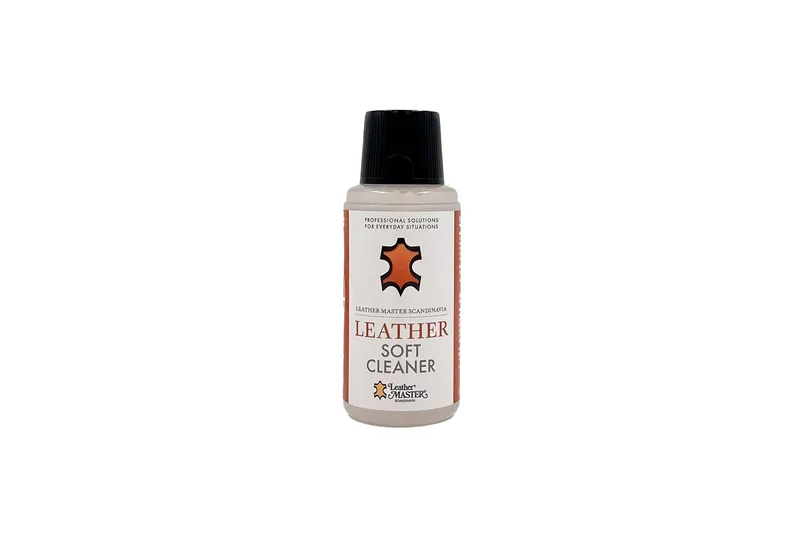 Soft cleaner 250 ml - Leather Master — Leather Master