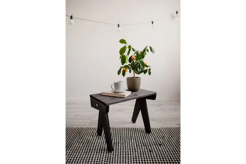Utebord EcoFurn Granny Furu Oljad Svart - Svart — Hillerstorp
