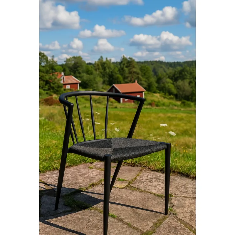 Bella utestol i svart metall med svart repsits (Art.nr HF62326) — -