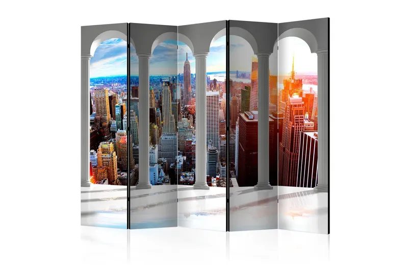 Rumsavdelare - Pillars and New York II 225x172 - Artgeist sp. z o. o. — Artgeist sp. z o. o.
